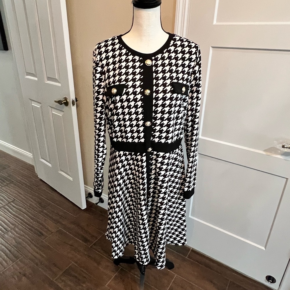 SHEIN Curve Black and White Houndstooth Dress